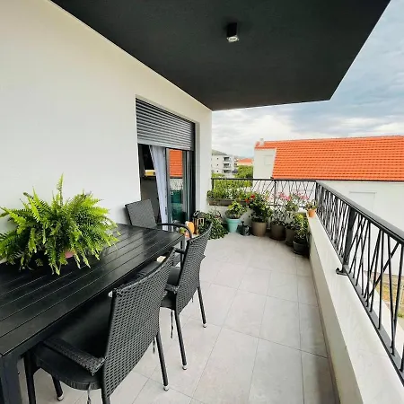 Apartamento Modern Near Center, Free Parking