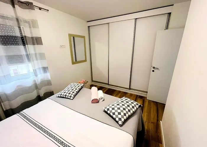 Apartamento Modern Near Center, Free Parking Trogir